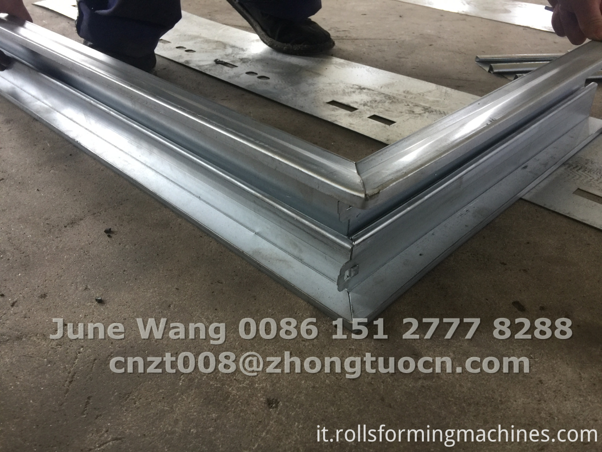 Macchina per intelaiatura di porte per l'Argentina (12) Door frame making machine for Argentina (12)